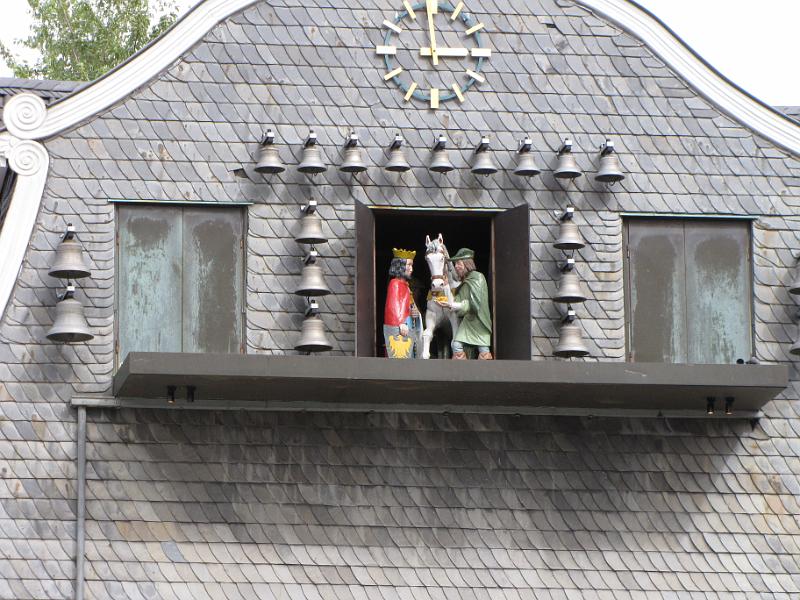 goslar_glockenspiel_ritter Ramm_detail1.jpg - Ritter Ramm is een mytisch figuur uit de Harz die als eerste tevoorschijn komt.